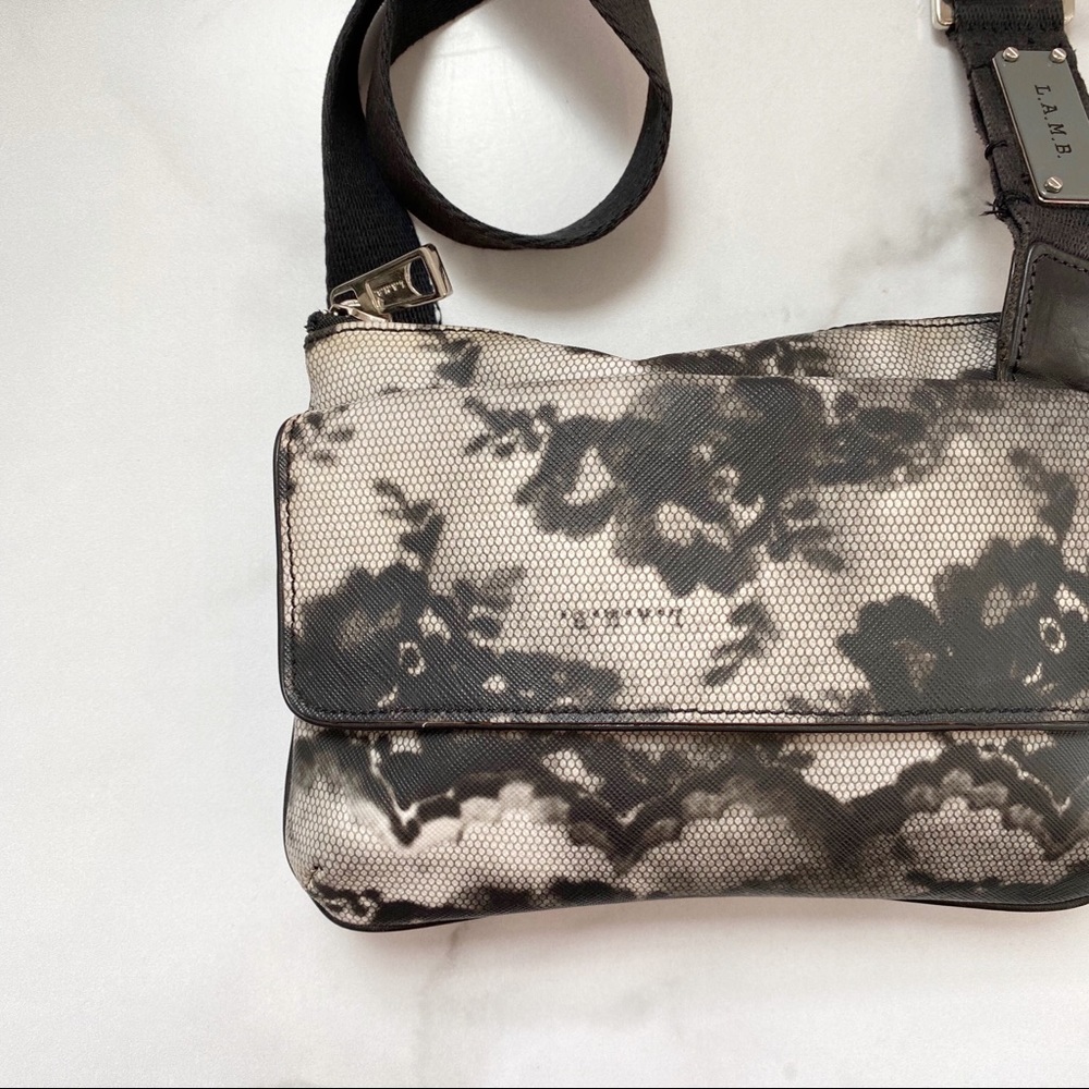🌸L.A.M.B. • Lace and Floral Crossbody